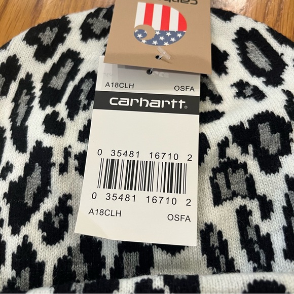 Carhartt Black and White Beanie Set - Picture 4 of 9